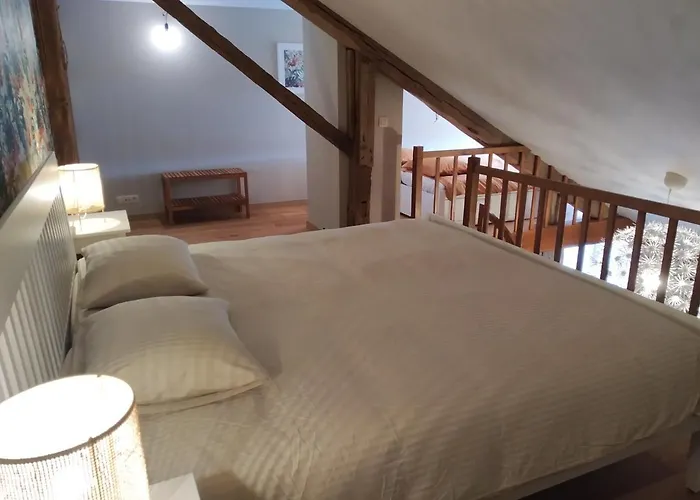 A La Grange D'en Bed & Breakfast